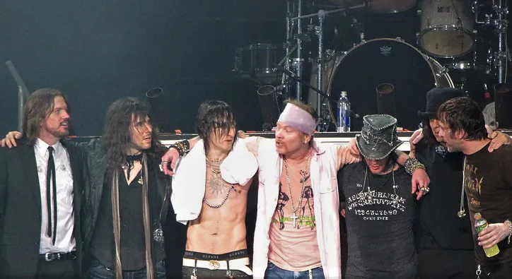 Guns N' Roses 2010年，从左到右: Dizzy Reed, Ron 