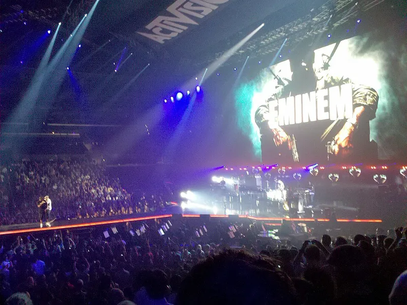 File:Eminem-solo E3.jpg
