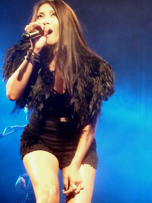 Anggun（2012）