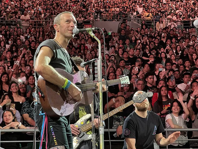 英国摇滚乐队Coldplay于 2024 年 1 月 20 日在菲律宾的菲律宾体育馆举行“音乐之声世界巡回演唱会”演出