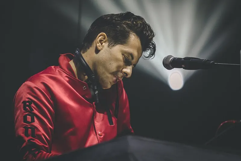 Mark Ronson （2016）